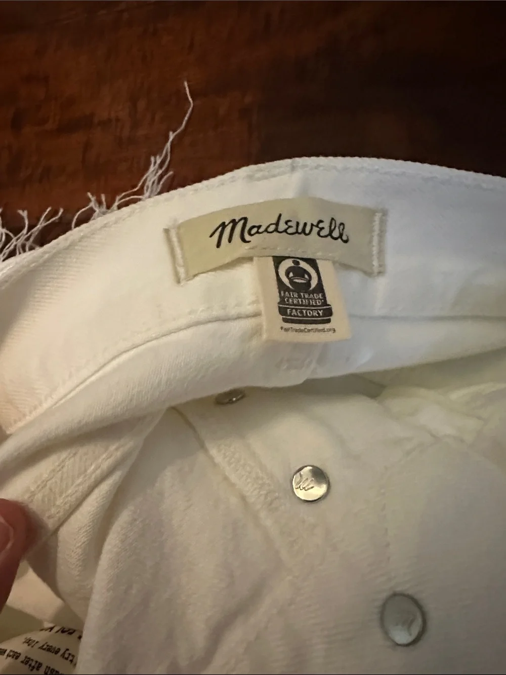Madewell Pierced Barrel-Leg Jeans - Picture 5 of 6